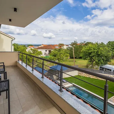 Manuela Villa Porat (Krk)