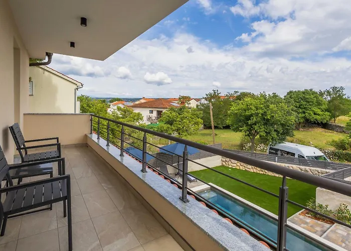 Manuela Villa Porat (Krk)